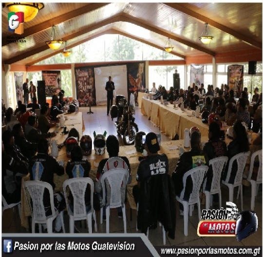 &Uacute;LTIMO DESAYUNO DEL A&Ntilde;O DE ACDC BIKERS