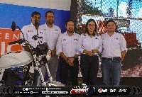 LANZAMIENTO VEH&Iacute;CULO KARGUERO AKT