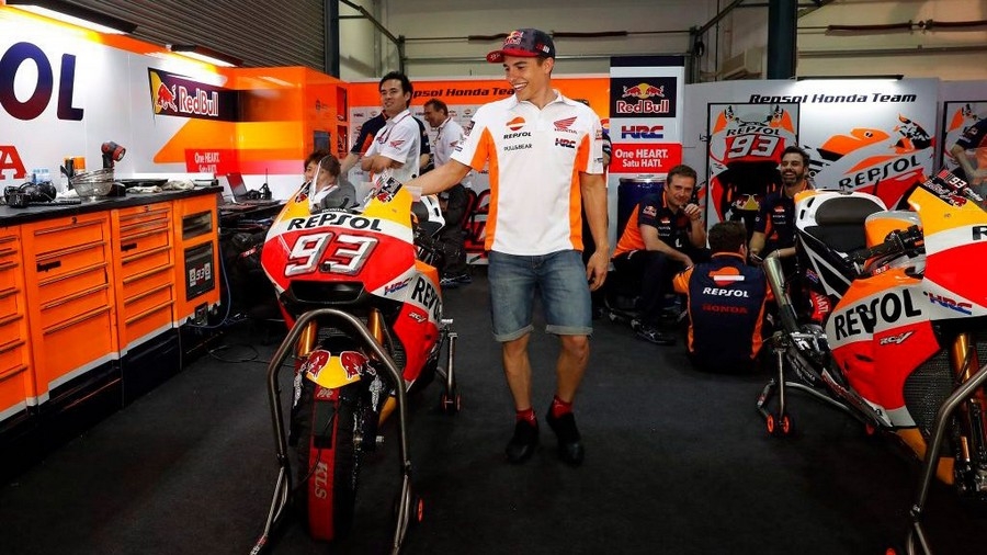 MARC M&Aacute;RQUEZ Y LOS LUBRICANTES REPSOL
