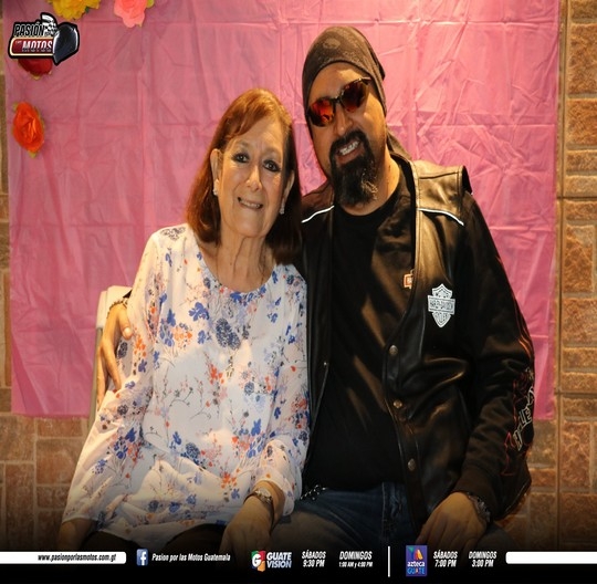 ACDC BIKERS CELEBR&Oacute; A LAS MADRESITAS