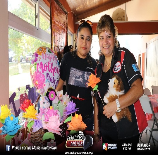 ACDC BIKERS CELEBR&Oacute; A LAS MADRECITAS