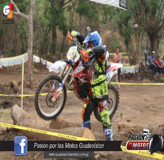 HARD ENDURO, TOCARON EL SUELO M&Aacute;S DE UNA VEZ