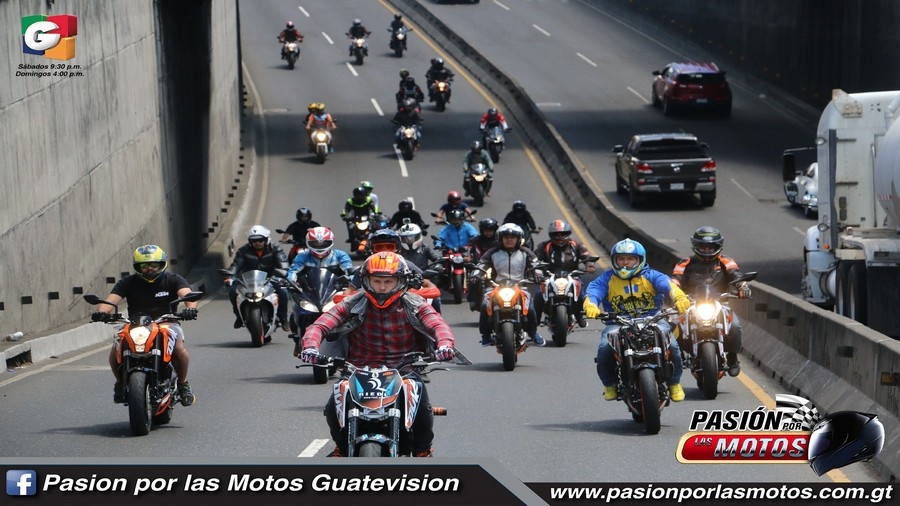 LAS DUKE SE ABRIERON PASO EN EL TR&Aacute;FICO.